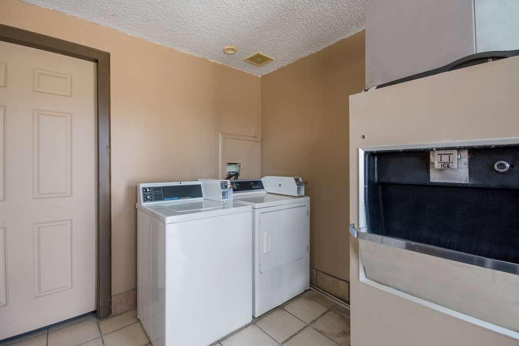 Americas Best Value Inn Woodward At 8Th St Einrichtungen foto